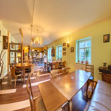 Labyrinth Hostel Weimar-2